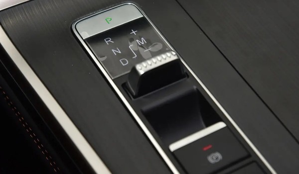 星途tx變速箱油多久更換一次 4萬(wàn)公里(7擋濕式雙離合)