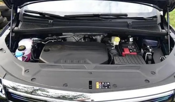 榮威imax8的動力怎么樣 馬力可達234匹(動力十分強勁)