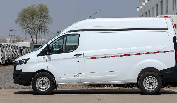 福特全順2023新款價(jià)格圖片 新車售價(jià)15萬(分期首付4萬)