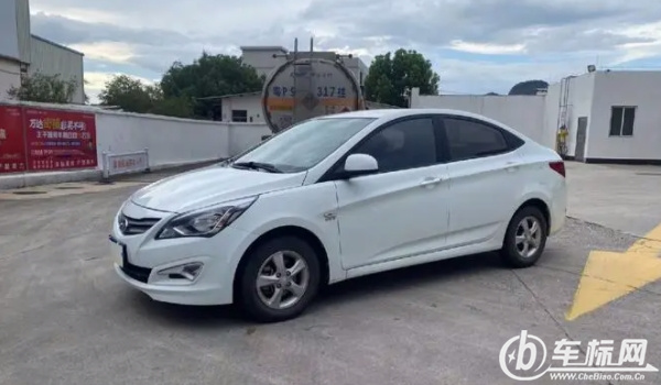 現(xiàn)代瑞納怎么樣 車身時尚、舒適性好、油耗較低