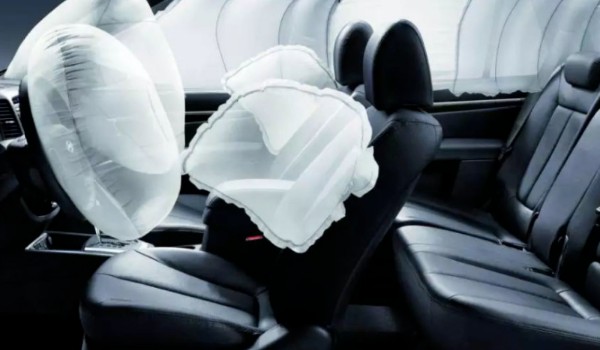 歐藍(lán)德有幾個氣囊組成 搭載了8個氣囊(安全性很高)