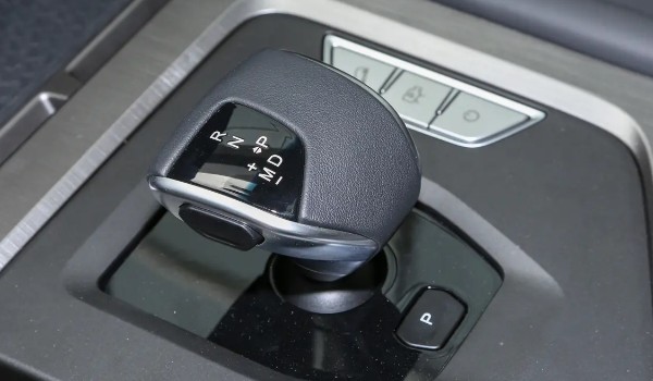 捷途x90plus變速箱油多久更換 4萬(wàn)公里(避免混用變速箱油)