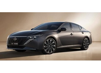 限時12.99萬起 日產(chǎn)天籟鴻蒙座艙版上市：燃油車全球首搭