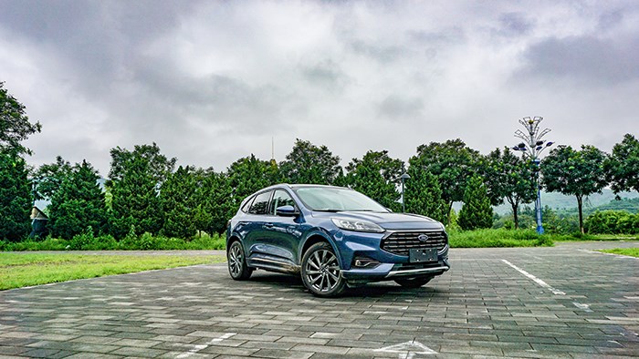 城市通勤好選擇 試駕福特銳際PHEV混動