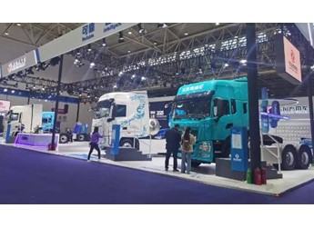 能上綠牌 續(xù)航無憂 東風(fēng)天龍KL增程混動重卡亮相武漢車展 封面圖