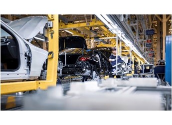 北京奔馳成立十九周年 軟、硬實(shí)力同頻共振，助推持續(xù)高質(zhì)量發(fā)展 封面圖