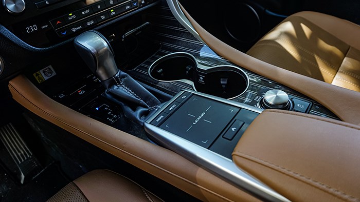 7座新選擇 雷克薩斯新一代RX450hL評(píng)測(cè)