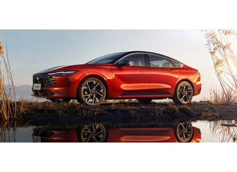 14.98萬起 新款福特蒙迪歐上市：終于拋棄分體大燈組