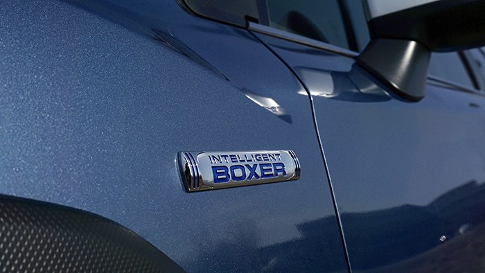 穿梭在城市與郊野 跨界SUV斯巴魯XV評測