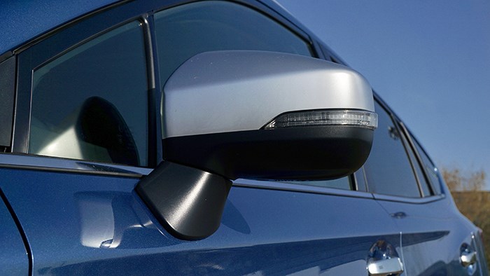 穿梭在城市與郊野 跨界SUV斯巴魯XV評測