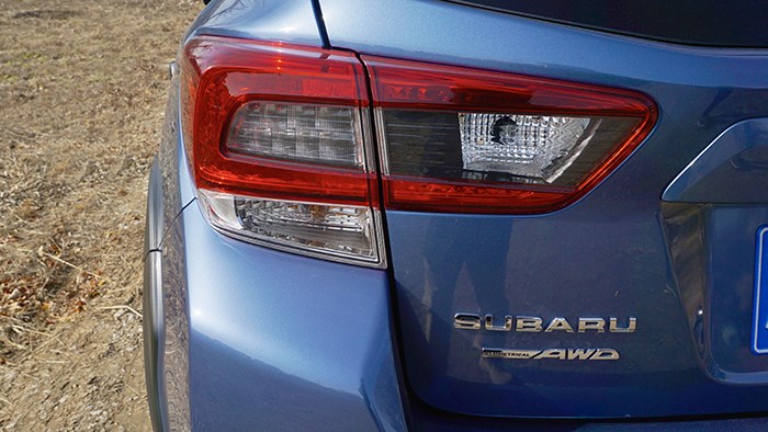 穿梭在城市與郊野 跨界SUV斯巴魯XV評測