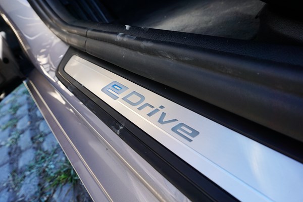 動(dòng)靜自如 試駕華晨寶馬5系 插電式混合動(dòng)力