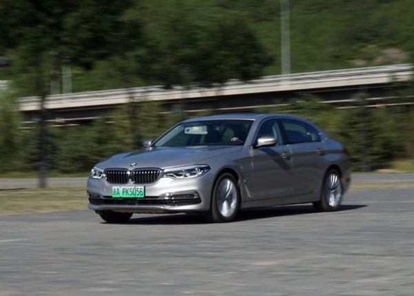動(dòng)靜自如 試駕華晨寶馬5系 插電式混合動(dòng)力