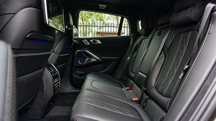 全副武裝的德系戰(zhàn)艦 BMW全新X6評(píng)測 