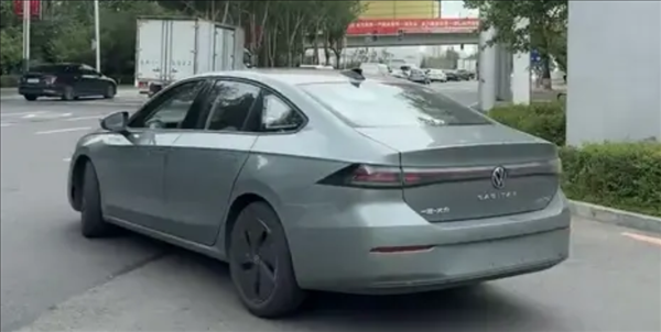 看齊大哥邁騰！全新大眾速騰實(shí)車曝光：現(xiàn)款12.79萬元起