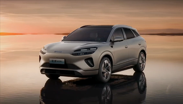 滿油滿電續(xù)航超1600km 比亞迪全新海獅06上市：13.98萬起