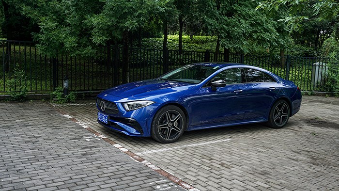 格調(diào)與豪華 萬(wàn)車網(wǎng)試駕2022款奔馳CLS 350 4MATIC