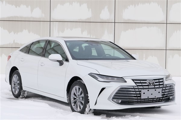 20萬級(jí)還香嗎 新款豐田亞洲龍下線：取消物理按鍵內(nèi)飾大革新