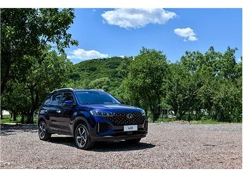 全面升級實力加倍！全新ix35更好開、更超值 只需12萬便可入手