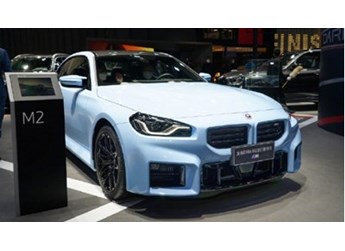 定價(jià)59.9萬(wàn)！全新寶馬M2正式亮相 官方零百僅需4.1秒