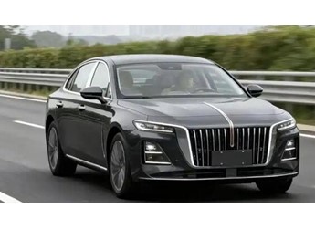 2026款紅旗H5實(shí)車圖曝光：撞臉老款H9，內(nèi)飾全面升級(jí)