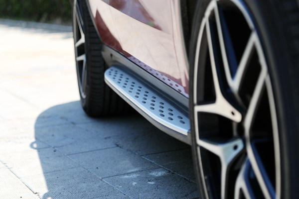 都市逍遙派 試駕奔馳GLE450 COUPE AMG