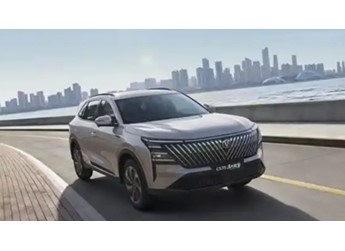 百公里油耗僅3.2L！長安藍(lán)鯨超擎雙車上市：7.99萬元起 封面圖