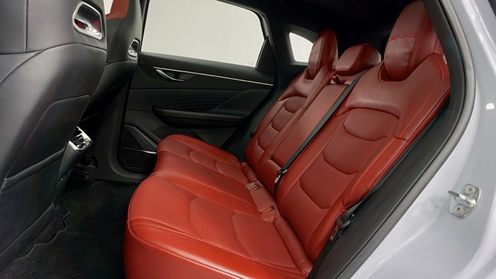 有顏值也有內(nèi)涵 實拍北京魔方試裝版