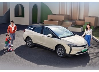 合資最便宜純電轎車 別克微藍(lán)6新版本上市：11.28萬(wàn)元起