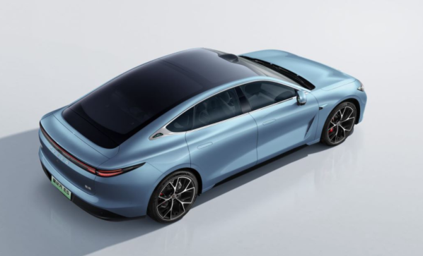 智界S7兄弟車(chē)型 星途星紀(jì)元ES正式上市 售價(jià)22.58萬(wàn)元起