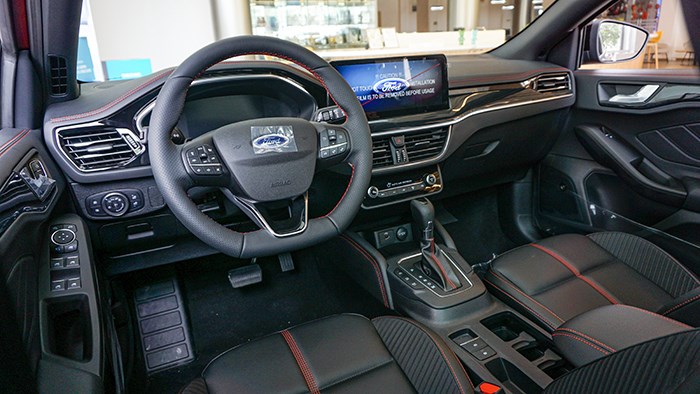 換回四缸全新面貌 萬車網(wǎng)實(shí)拍2022福特新款?？怂筍T