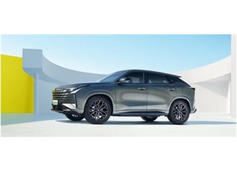 插混、增程全給到，長安UNI-Z滿足強動力、超級省、高舒適出行需求