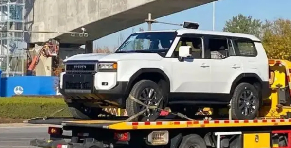 一汽豐田全新普拉多將于春節(jié)后接受預(yù)訂 這不整一臺(tái)？