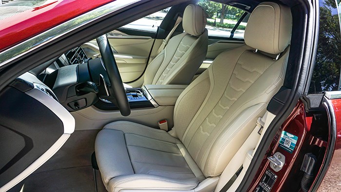 隨時變換角色 寶馬8系四門轎跑車評測