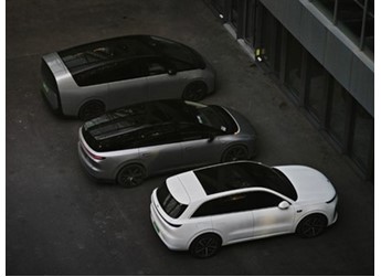李想曬三車同框！堅(jiān)稱大空間純電SUV就該像理想i8 封面圖