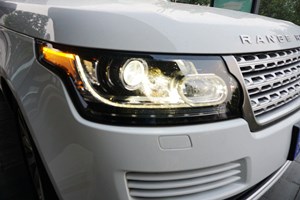 行政級(jí)游艇 路虎攬勝3.0V6 SC Vogue加長(zhǎng)版