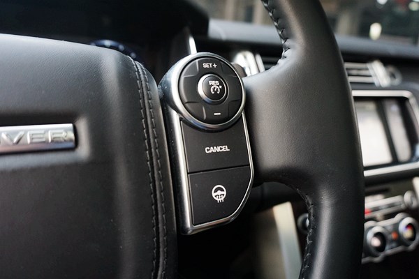 行政級(jí)游艇 路虎攬勝3.0V6 SC Vogue加長(zhǎng)版