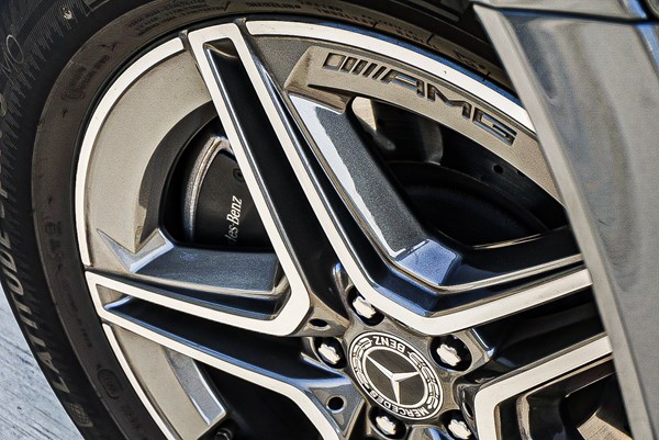 全新時代產(chǎn)物 試駕全新梅賽德斯奔馳GLE