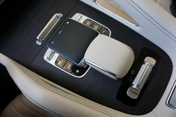 全新時代產(chǎn)物 試駕全新梅賽德斯奔馳GLE