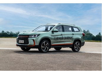 風(fēng)行T5馬赫版車主：有顏有料，它就是我的豪華平替 封面圖