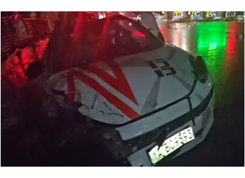 極氪001高速撞貨車直接報(bào)廢 車主幸運(yùn)生還：直言“極氪真行” 封面圖