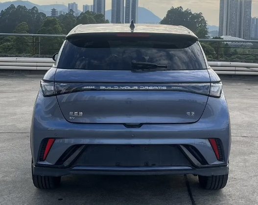 現(xiàn)款9.98萬(wàn)起！比亞迪熱門小車海豚即將升級(jí)：續(xù)航有望提升