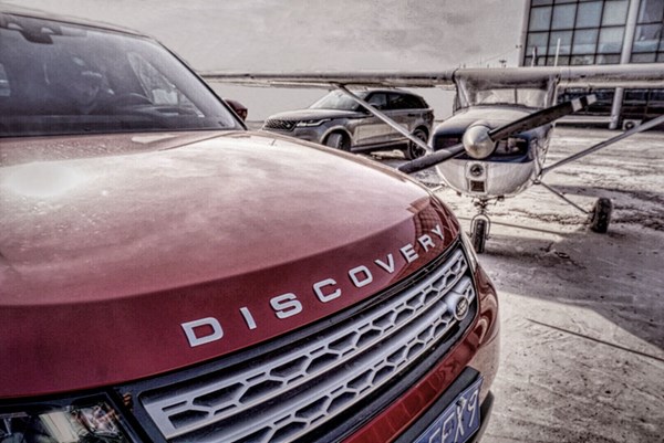  依舊硬漢形象 試駕路虎發(fā)現5