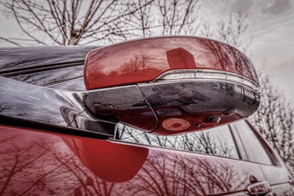  依舊硬漢形象 試駕路虎發(fā)現5