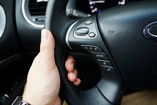 日系豪華7座SUV 試駕英菲尼迪QX60混動(dòng)