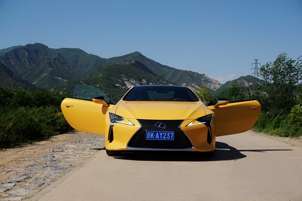 東方跑車之藝術(shù)品 試駕雷克薩斯LC500h