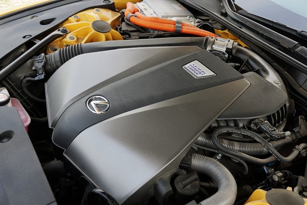 東方跑車之藝術(shù)品 試駕雷克薩斯LC500h