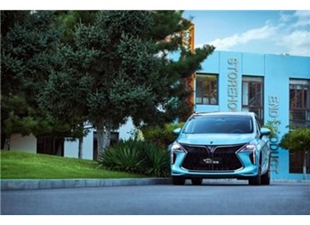 無懼多維對比，風行游艇PK傳祺M6 PRO，處處技高一籌