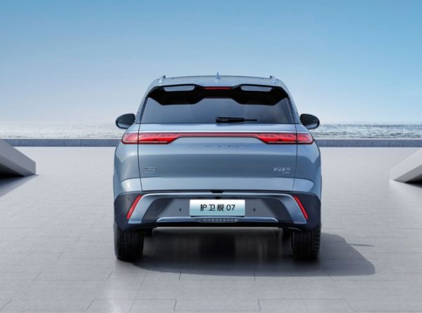 比亞迪護(hù)衛(wèi)艦07正式上市 搭載1.5T插混動(dòng)力 20.28萬(wàn)元起