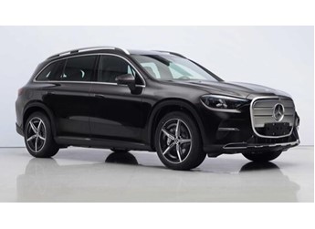 國產(chǎn)奔馳CLC純電實車亮相：保留實體盾牌格柵，外觀首次曝光 封面圖